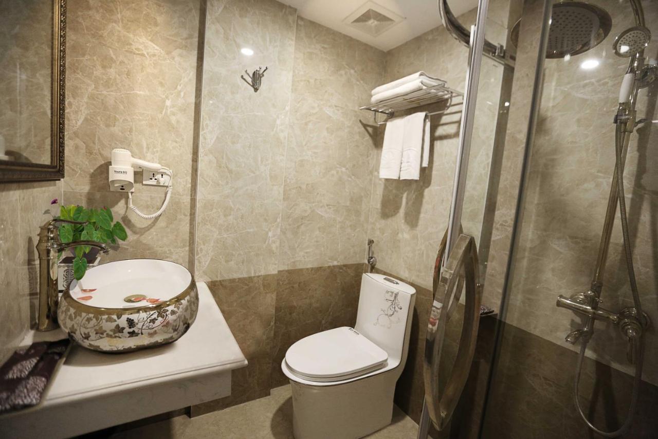 Golden Sail & Spa Hanoi