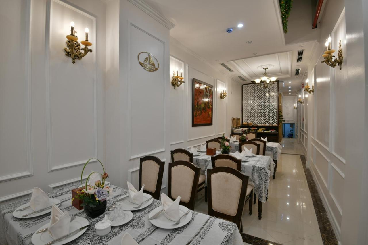 Hotel Golden Sail & 4*