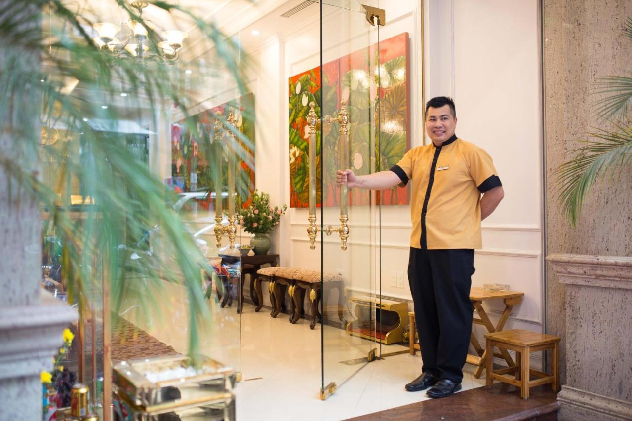 Golden Sail & Hotel